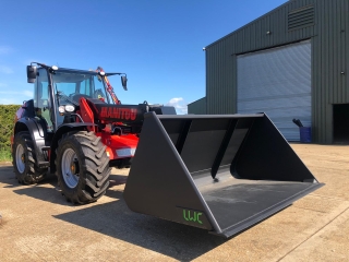 Telehandler Buckets 4
