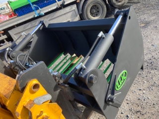 Shear Grabs 4