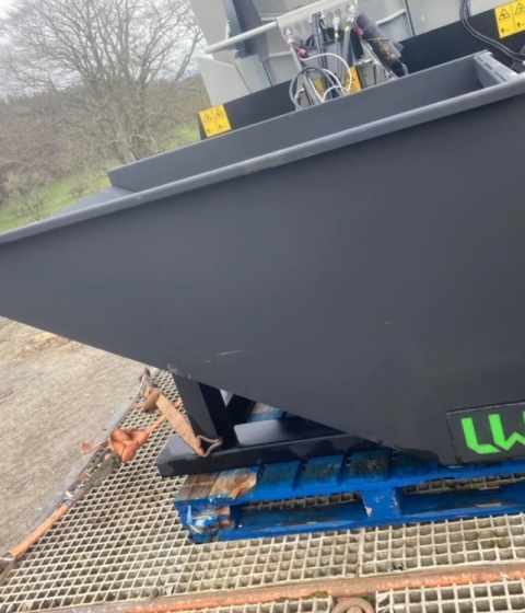 Bracket Mounted